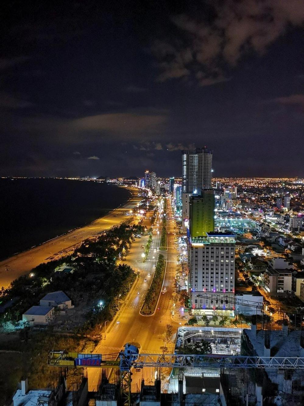 Luxury Apartment - Rooftop Swimming Pool - Beach Front - Hinata Apartment Đà Nẵng Exterior foto