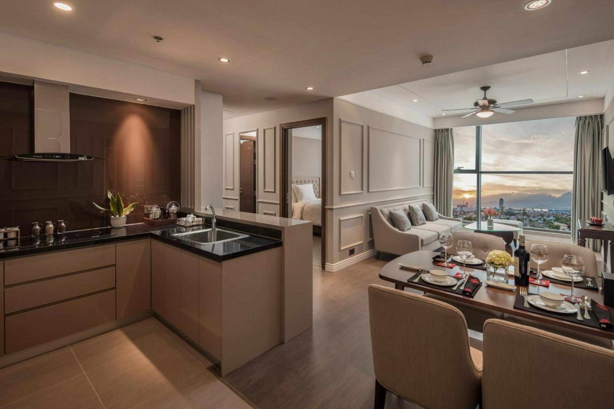 Luxury Apartment - Rooftop Swimming Pool - Beach Front - Hinata Apartment Đà Nẵng Exterior foto